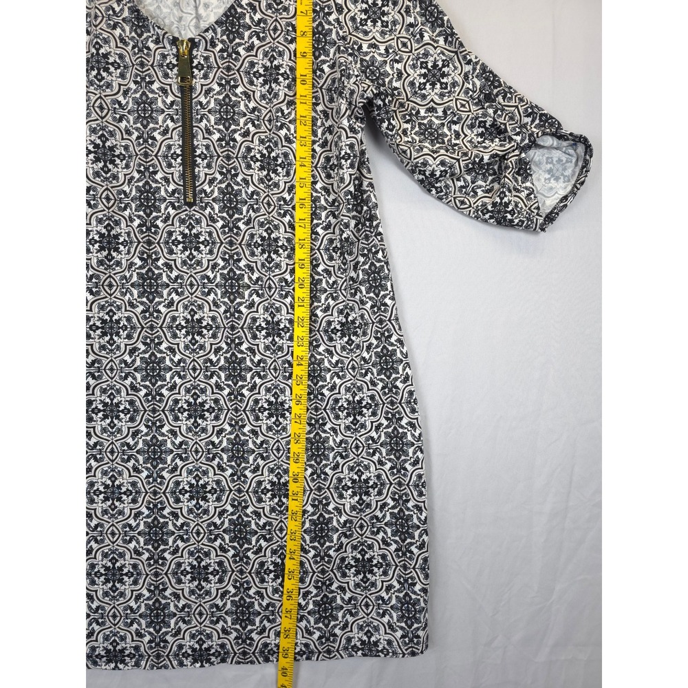 Tacera Women 1X Black White Geo Print Dress Zip V Neck Texture Stretch Shift - Picture 3 of 10